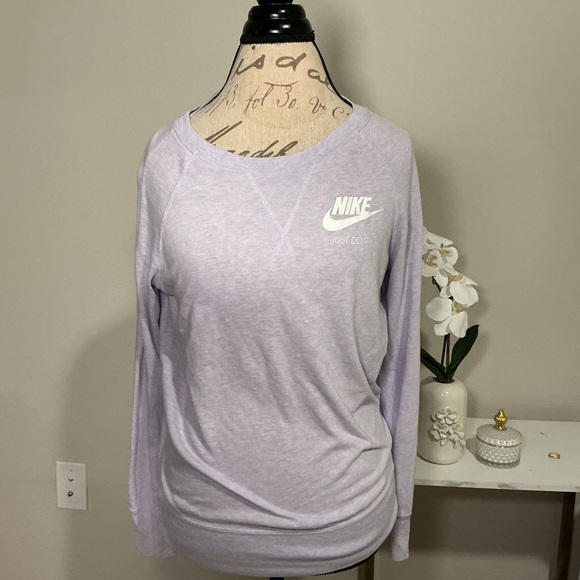 Nike Tops - Nike Women's Light Purple Sweatshirt